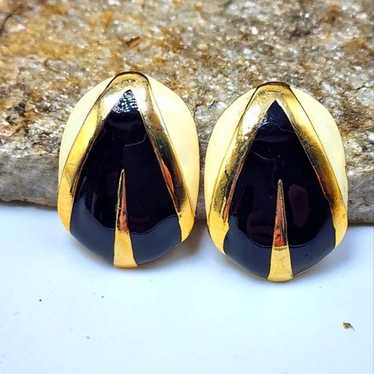 80's Black Cream Enamel Earrings Pierced Gold Tone