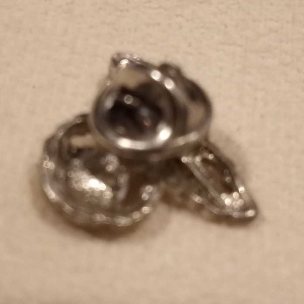 Silver bee tac pin - image 3