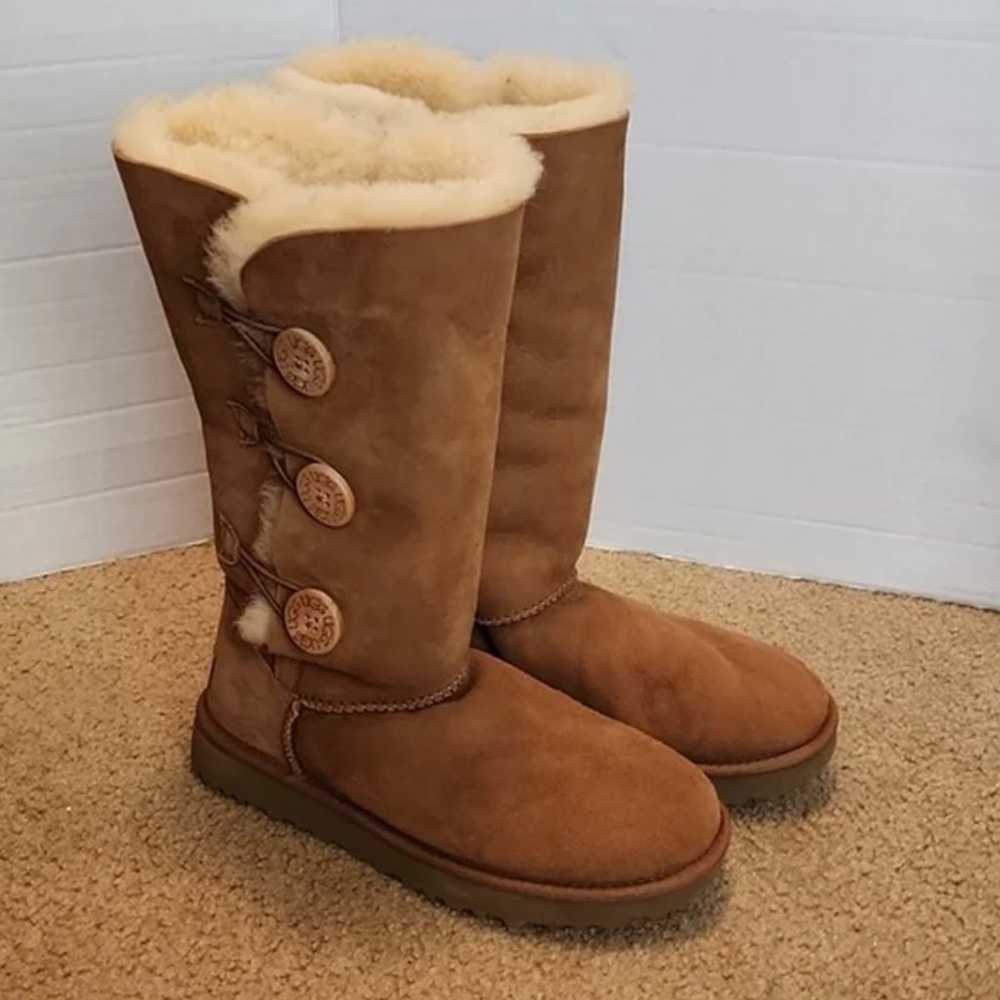 Ugg triple Bailey button Boots size 8.5 - image 7