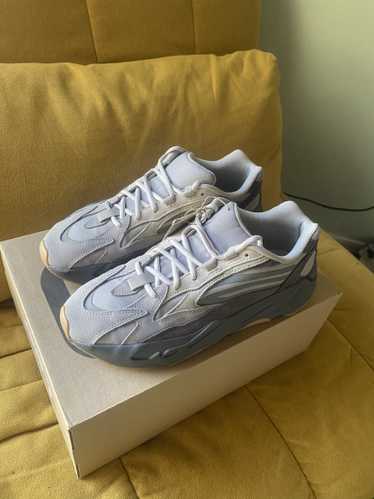 Adidas × Yeezy Season adidas Yeezy Boost 700 V2 Te