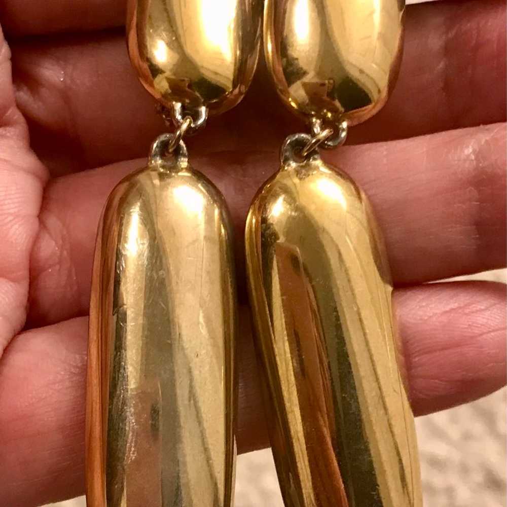 Vintage Long Drop Gold Tone Screwback Earrings - image 1