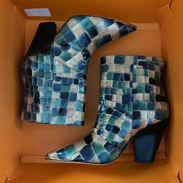 Tory Burch boots