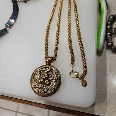 Beautiful Joan Rivers Necklace. Golden Accorns,  … - image 1