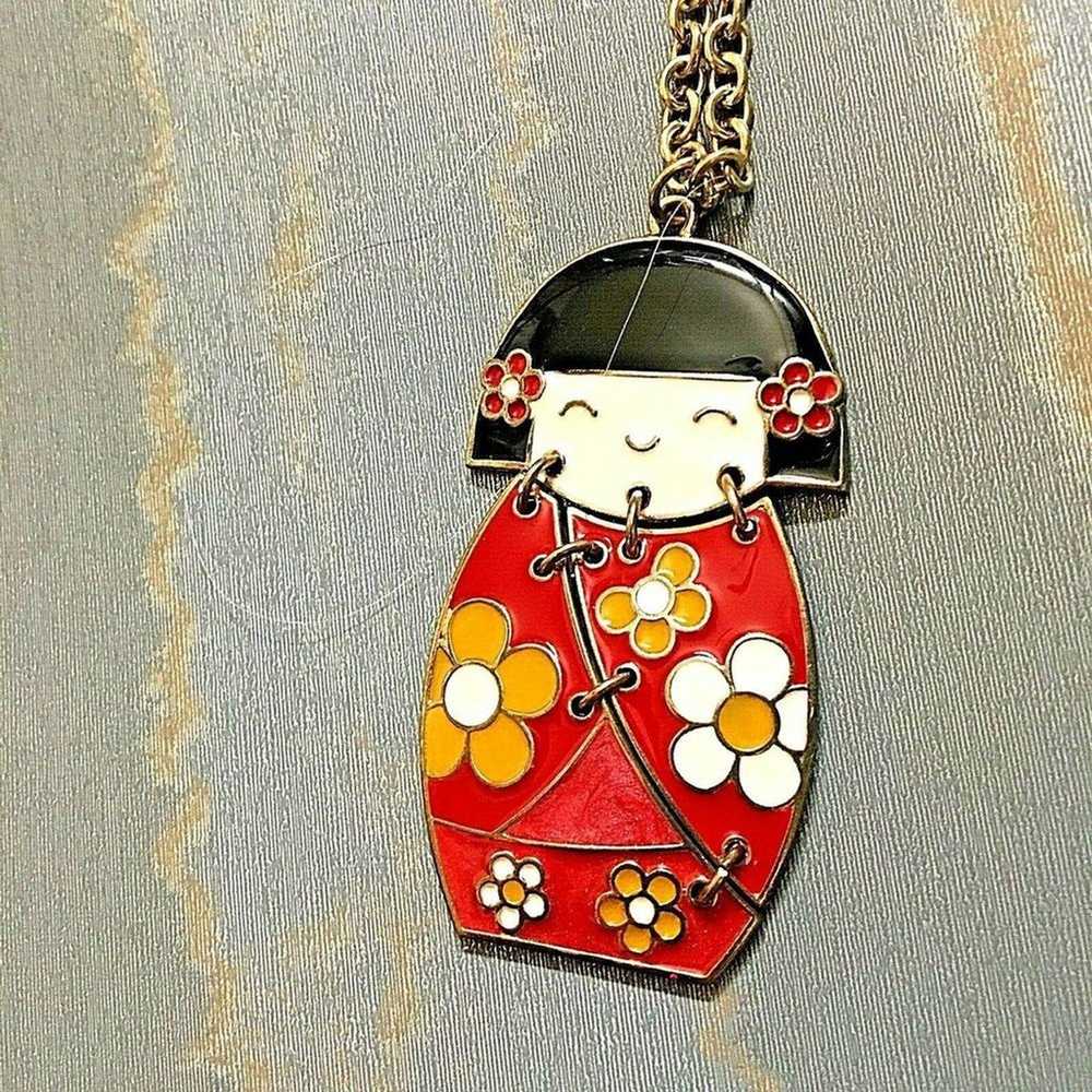 Japanese Geisha Girl Kimono Necklace - image 4