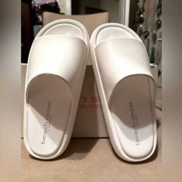 J Slides Beach Slides - image 1