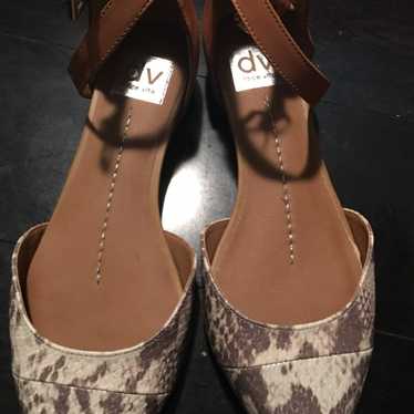 flats size 8