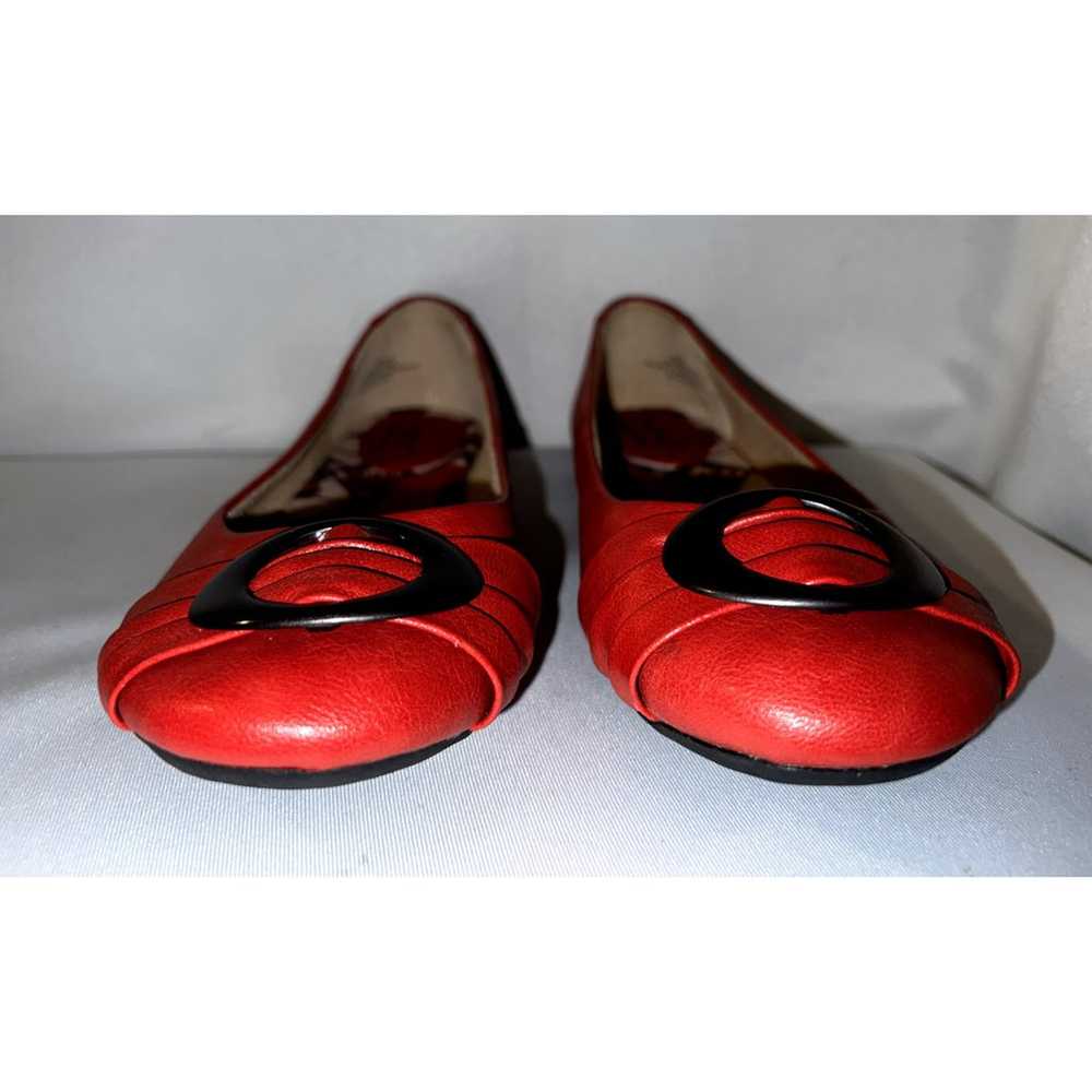 BOC Born Shoes Women's Size 9M Red Faux Leather R… - image 4