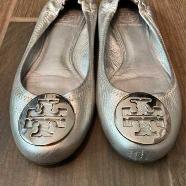 Tory Burch Silver Metallic Reva Flats