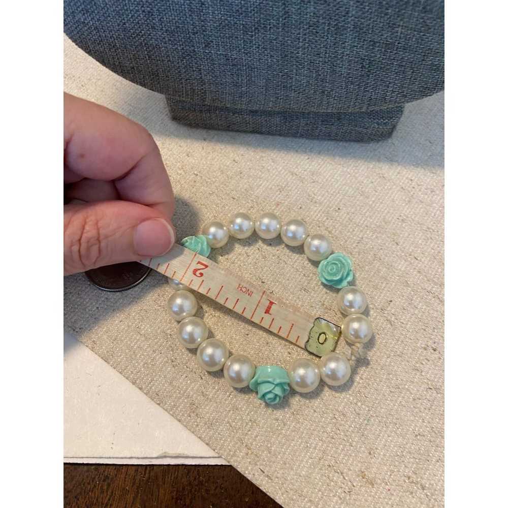 Cute mint green and white faux pearl bracelet - image 3