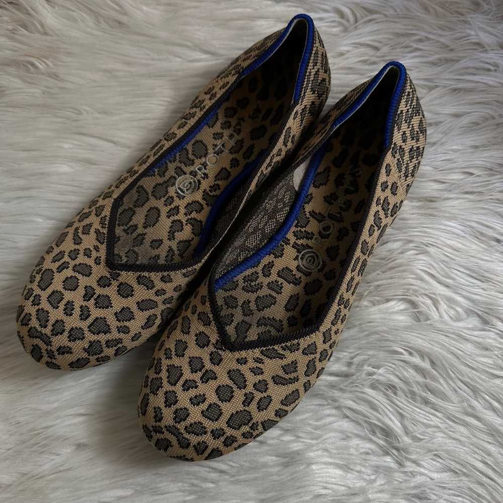 Rothys  cheetah flats size 10 women - image 2