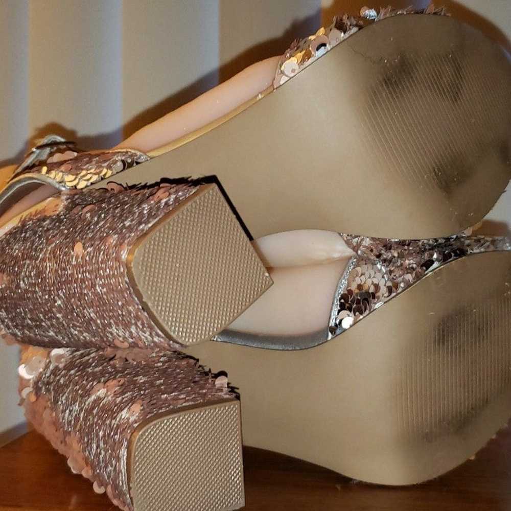 STEVE MADDEN SEQUIN SANDALS - image 5