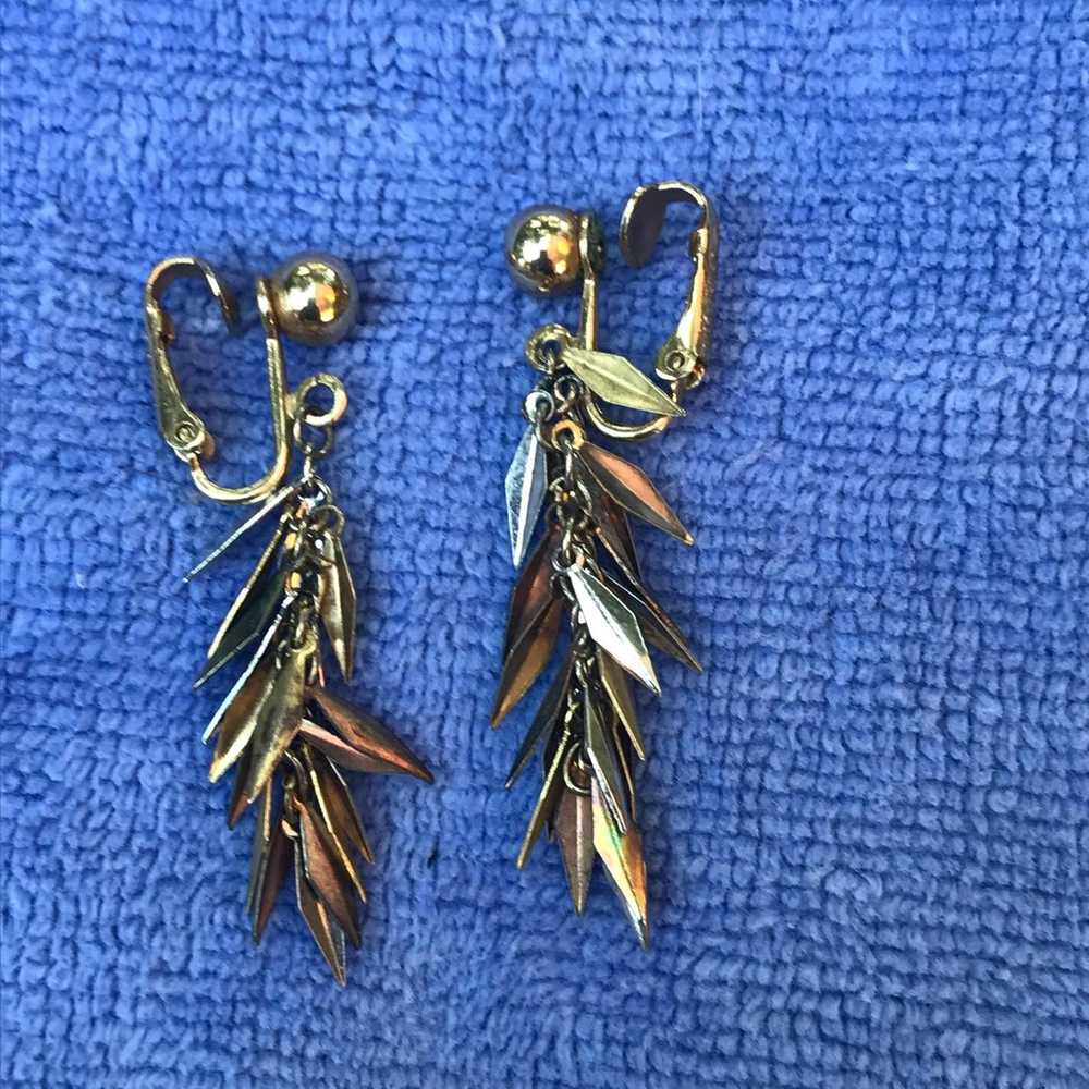 Vintage Sarah Cov Goldtone Earrings - image 1