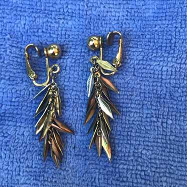 Vintage Sarah Cov Goldtone Earrings - image 1