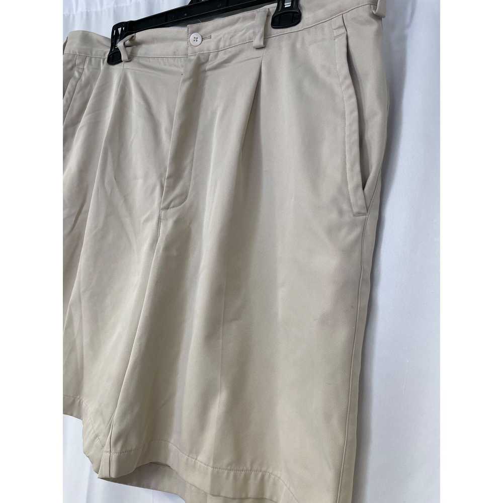 Nike Nike Fit Dry Men's Pleated Tan Shorts Size 3… - image 2