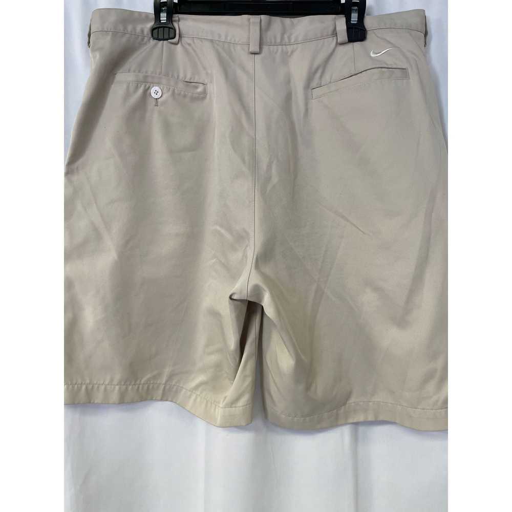 Nike Nike Fit Dry Men's Pleated Tan Shorts Size 3… - image 3