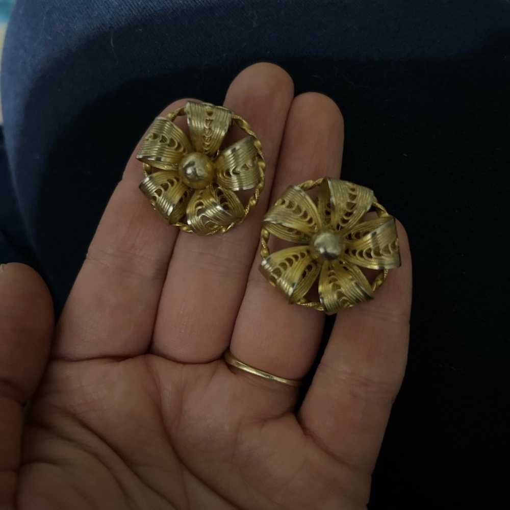 vintage kramer clip on earrings - image 3