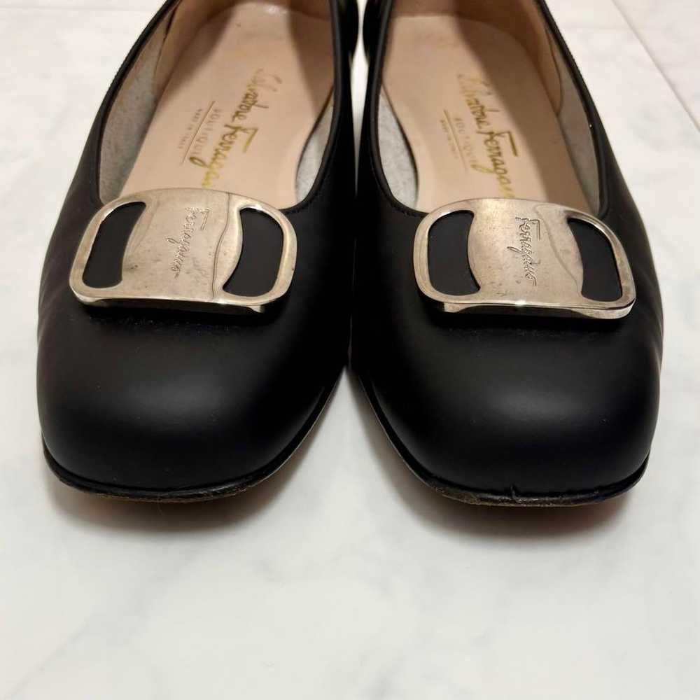 Salvatore Ferragamo flat pumps - image 6