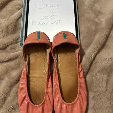 Tieks size 9 custom coral