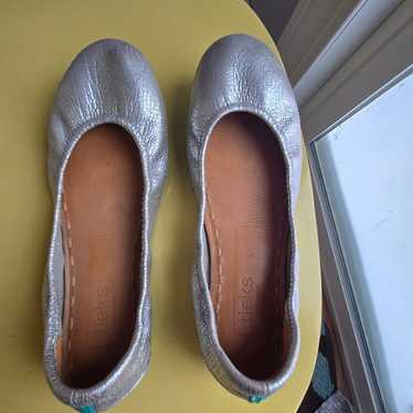 Tieks silver screen size 8