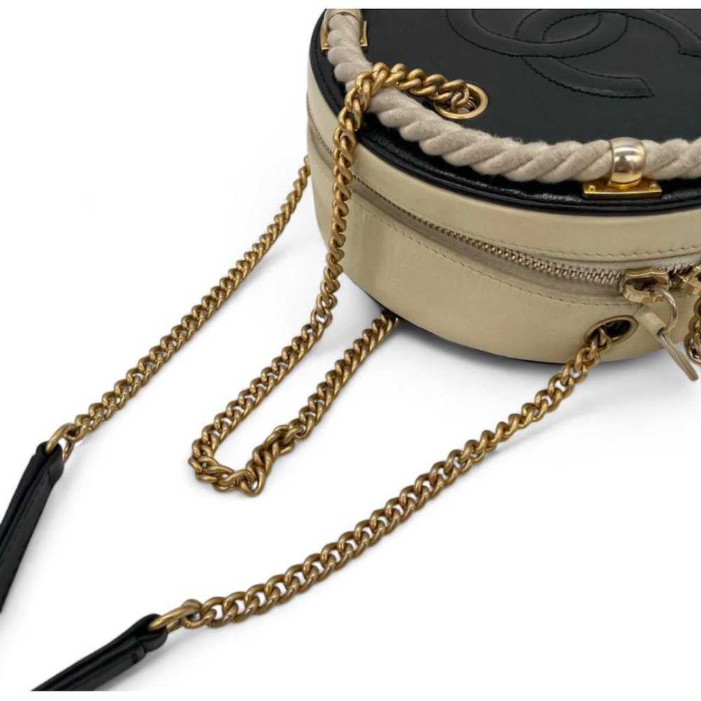 Chanel Leather crossbody bag - image 7