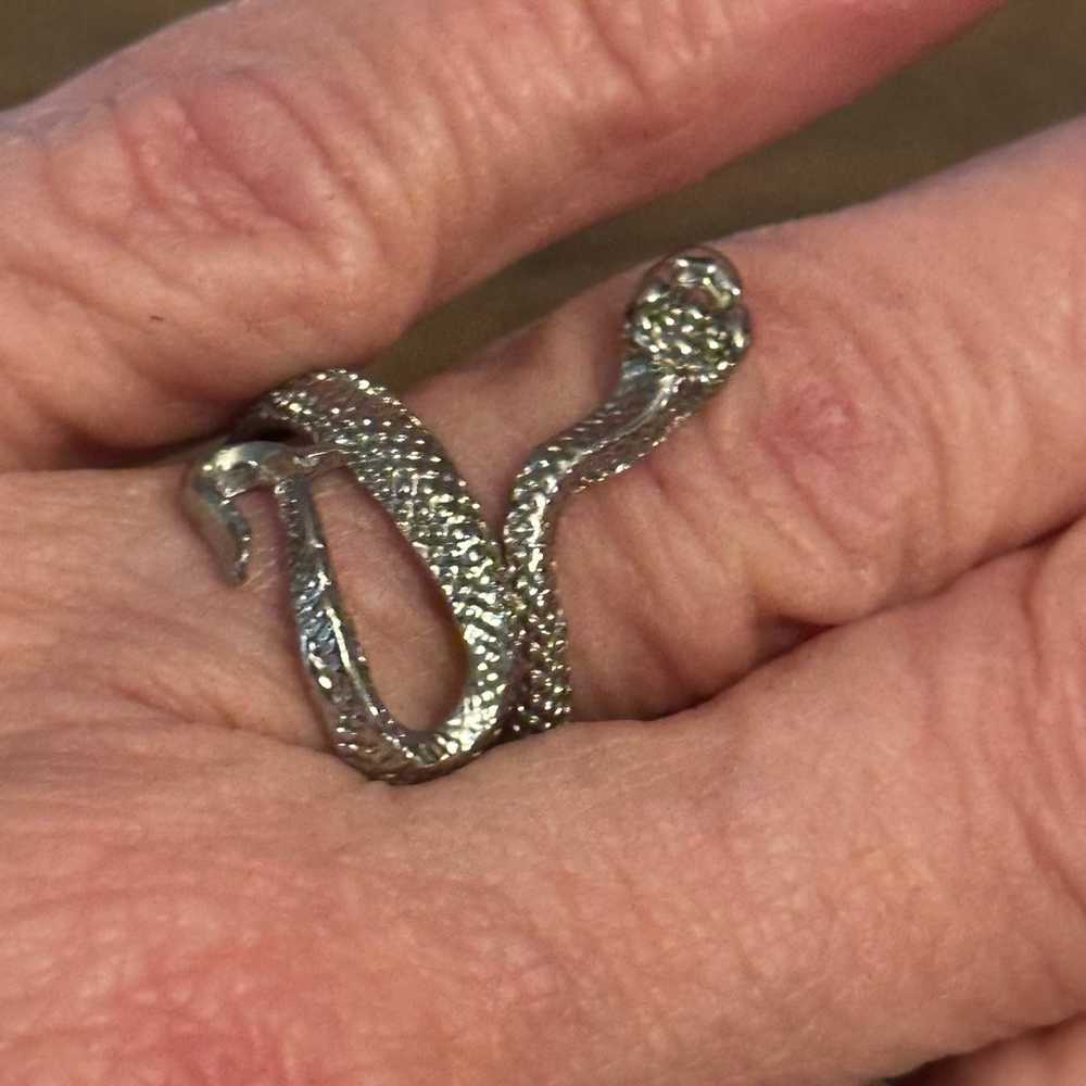 Vintage silver tone slithering snake ring - image 4