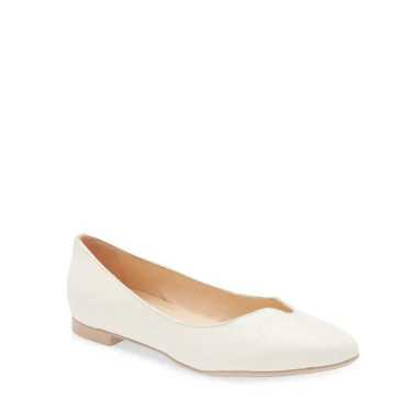 AGL Mimosa Embossed Bone White Cream Ballet Flats