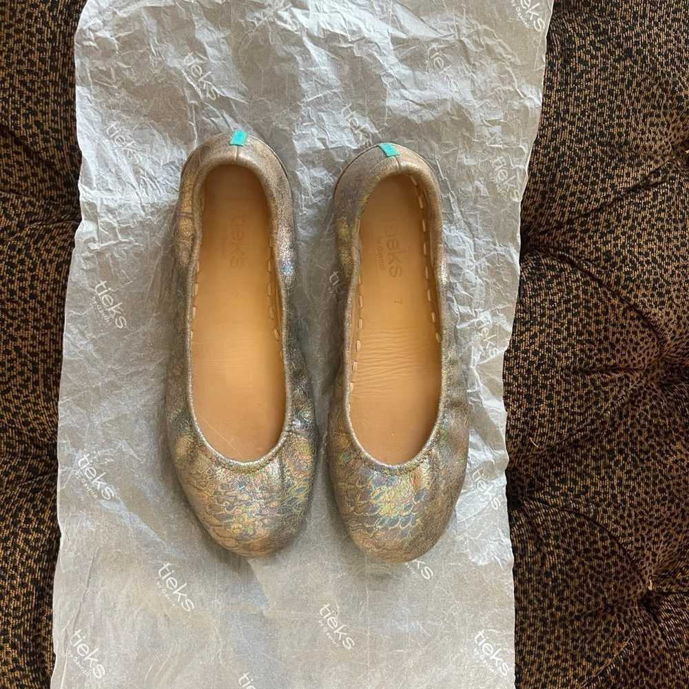 ✨LIMITED EDITION RELEASE✨ Love Potion Tieks EUC S… - image 2