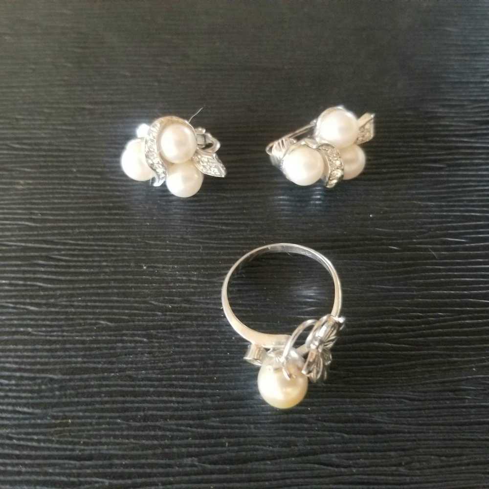 Vintage Faux Pearl Ring & Clipon Earrings, Costum… - image 2