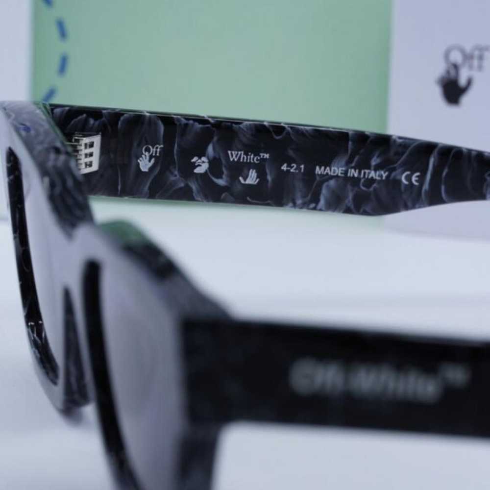 Off-White Sunglasses - image 10