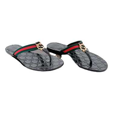 Gucci Double G leather sandal