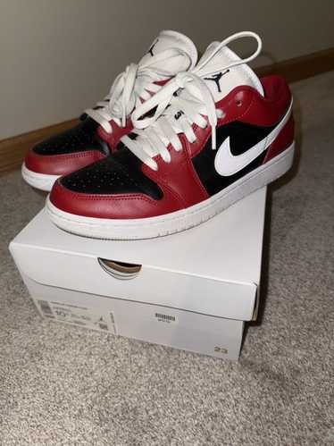 Jordan Brand × Nike Air Jordan 1 Low Chicago Flip