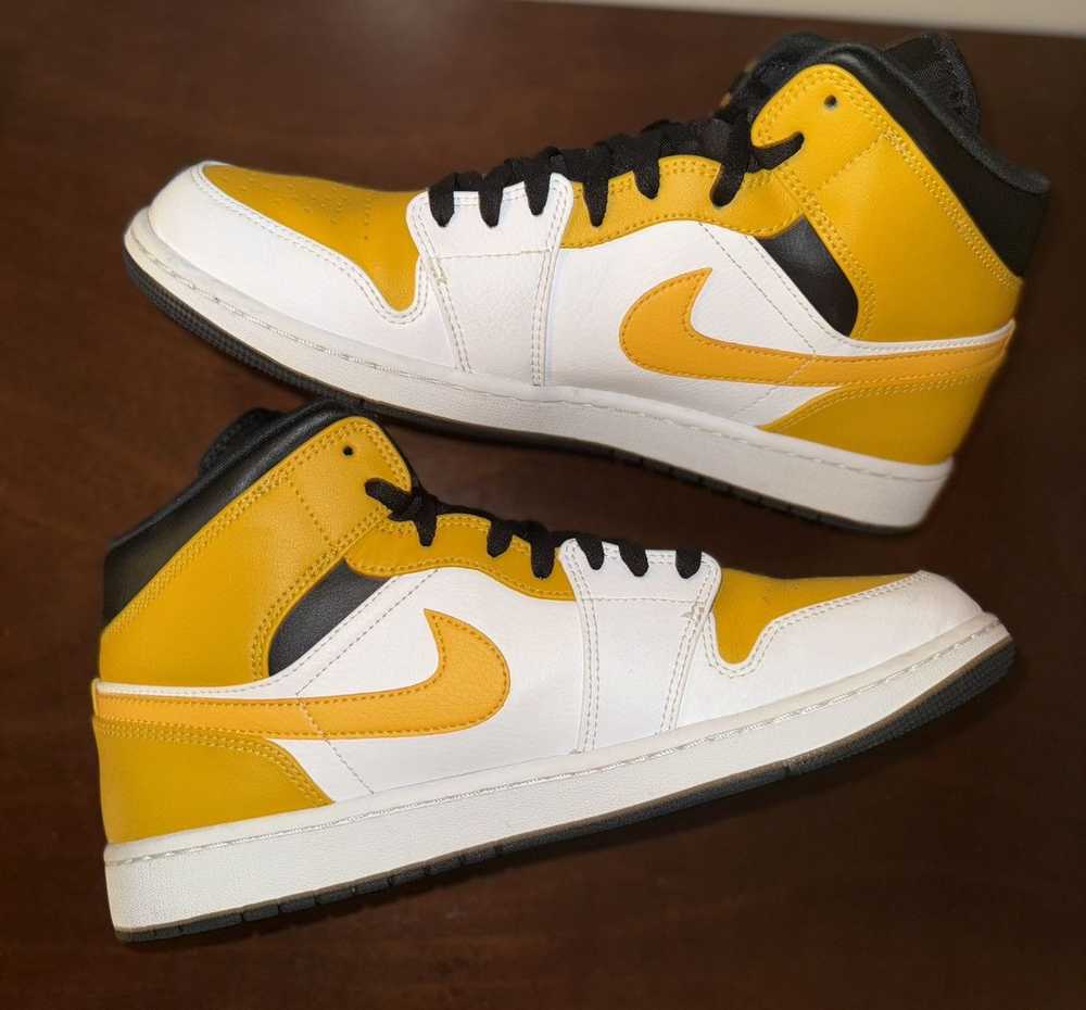 Jordan Brand Jordan 1 mid university gold - image 2