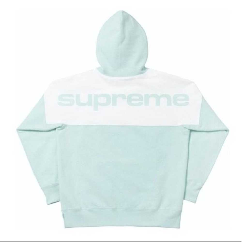 Supreme Sweatshirt - image 2