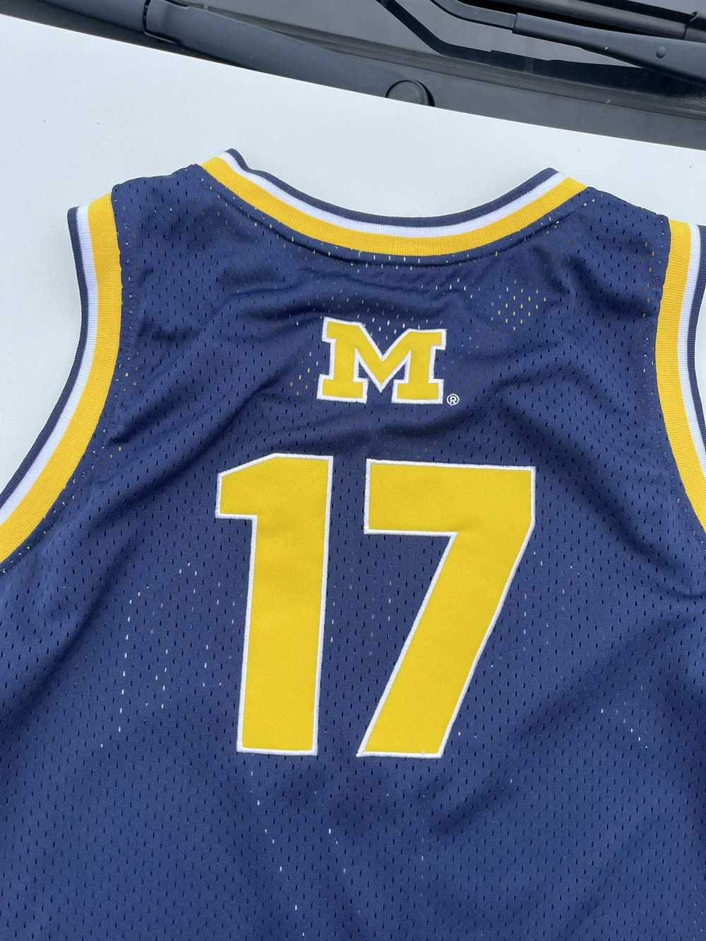 Streetwear × Vintage 1990s U of M Basketball Jers… - image 3