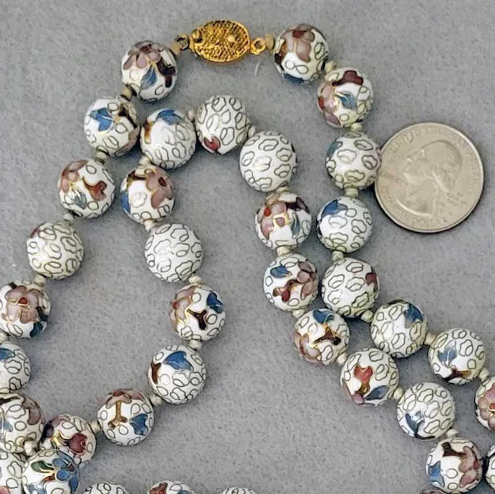 Vintage Chinese White Cloisonne' Bead Necklace Pi… - image 12