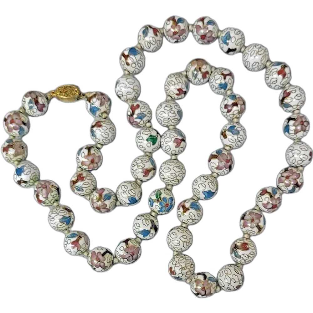 Vintage Chinese White Cloisonne' Bead Necklace Pi… - image 1