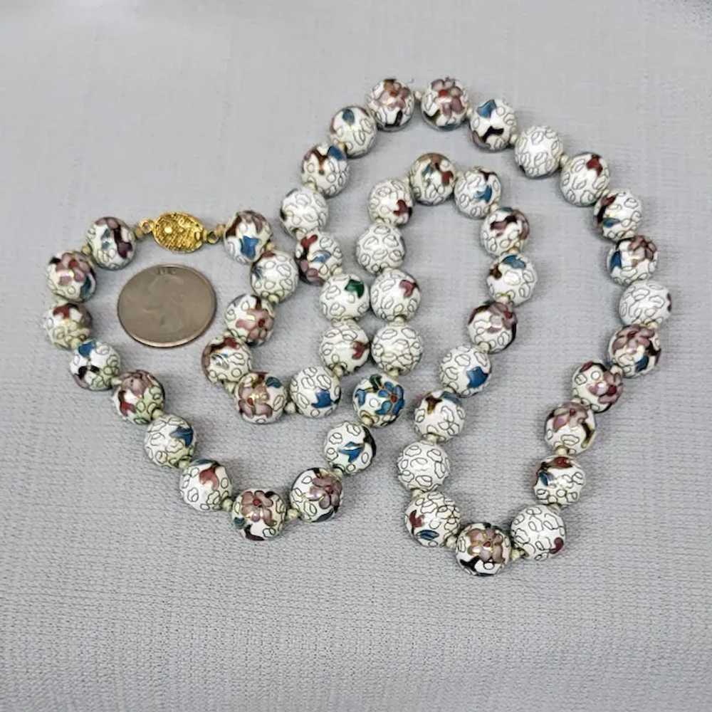 Vintage Chinese White Cloisonne' Bead Necklace Pi… - image 8