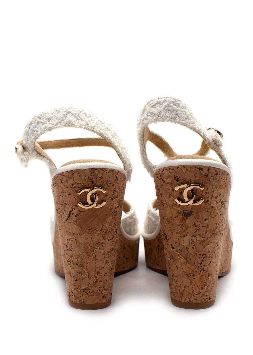 Managed by hewi Chanel White Boucle Tweed Cork CC… - image 3