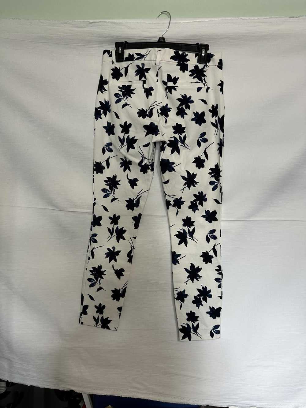 Designer Floral Print Slim Fit Trousers / White w… - image 2