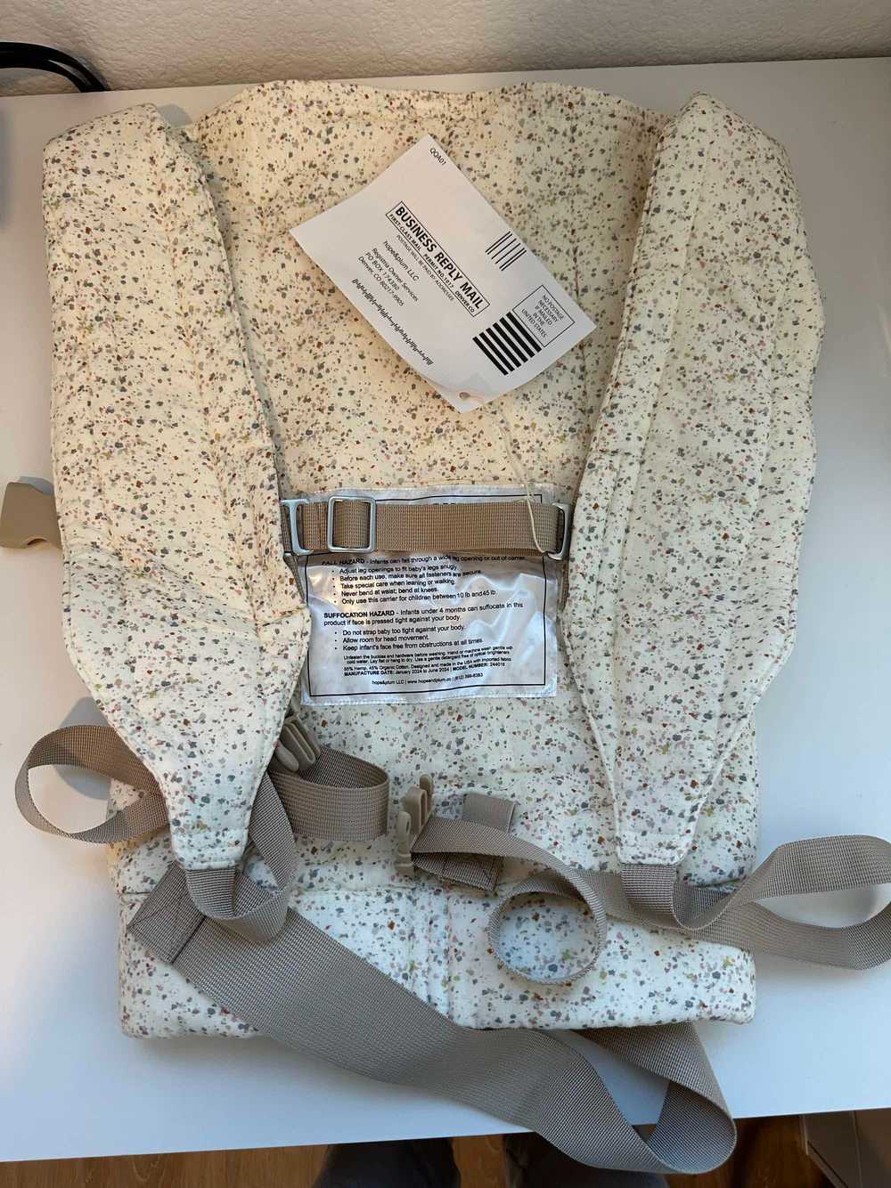 hope&plum Terrazzo - Lark Baby Carrier - image 6