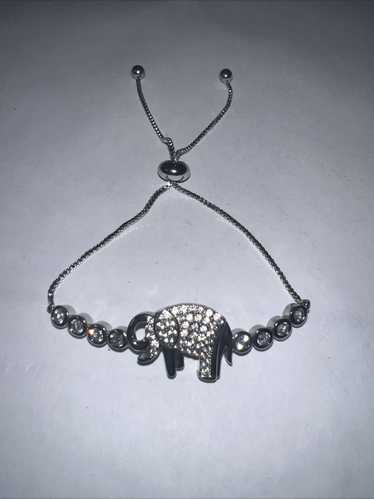 Beautiful Sterling Silver Cubic Zirconia Elephant 