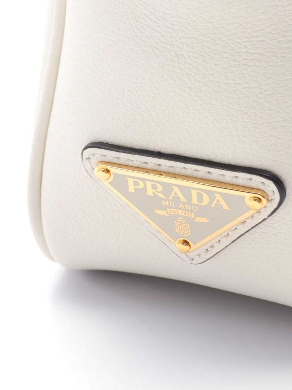 Prada Pre-Owned 2010s logo-debossed shoulder bag … - image 5