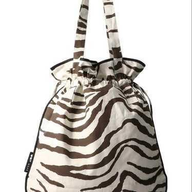 【OOF】Zebra Tote Bag