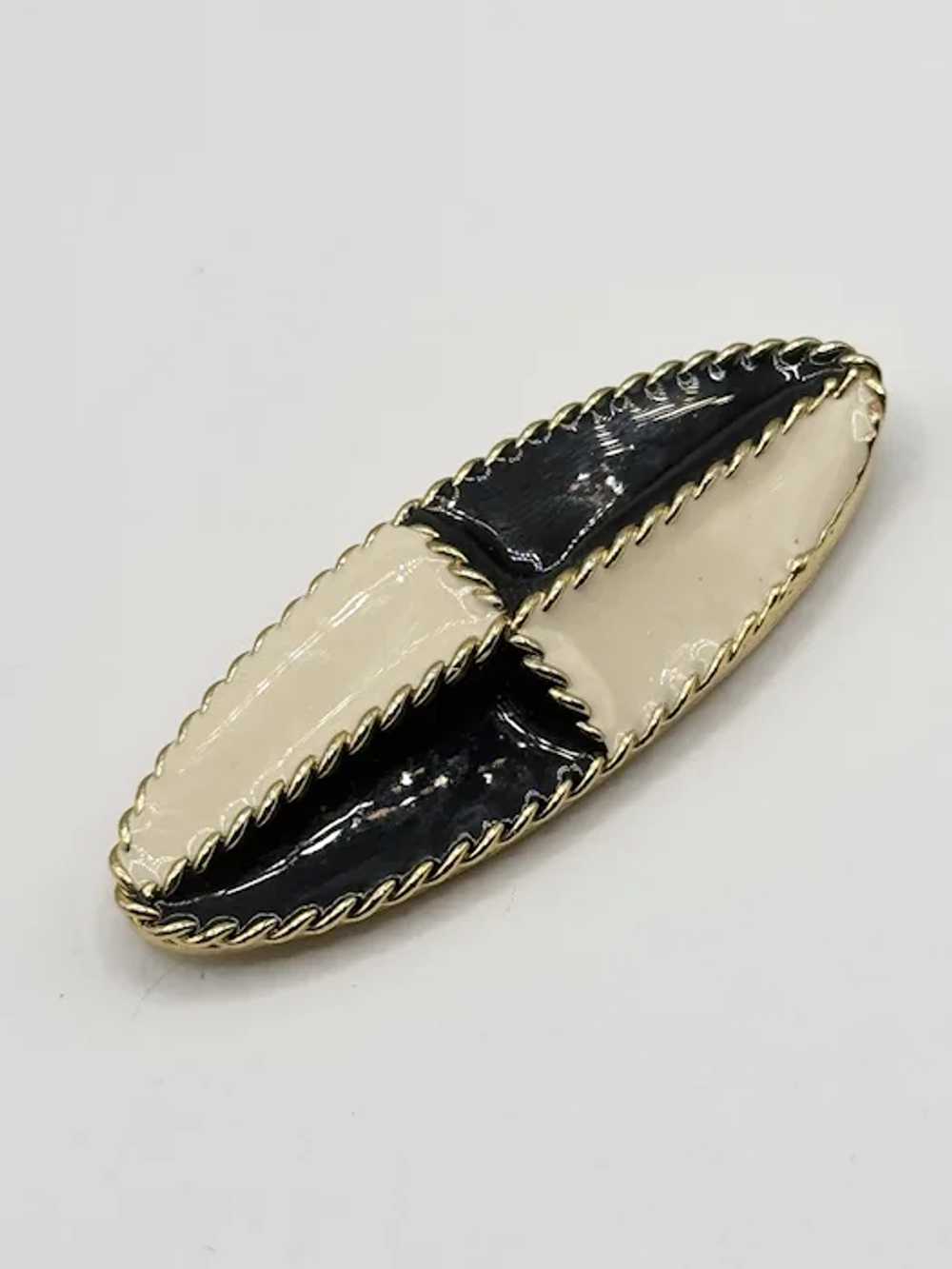 Vintage black and white enamel brooch pin - image 5