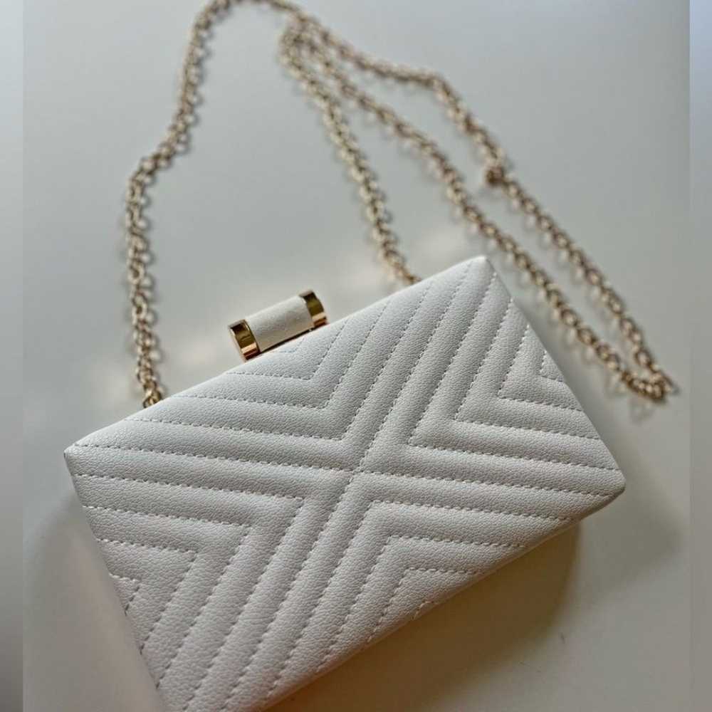 SONDRA ROBERTS pearl chevron vegan leather evenin… - image 7