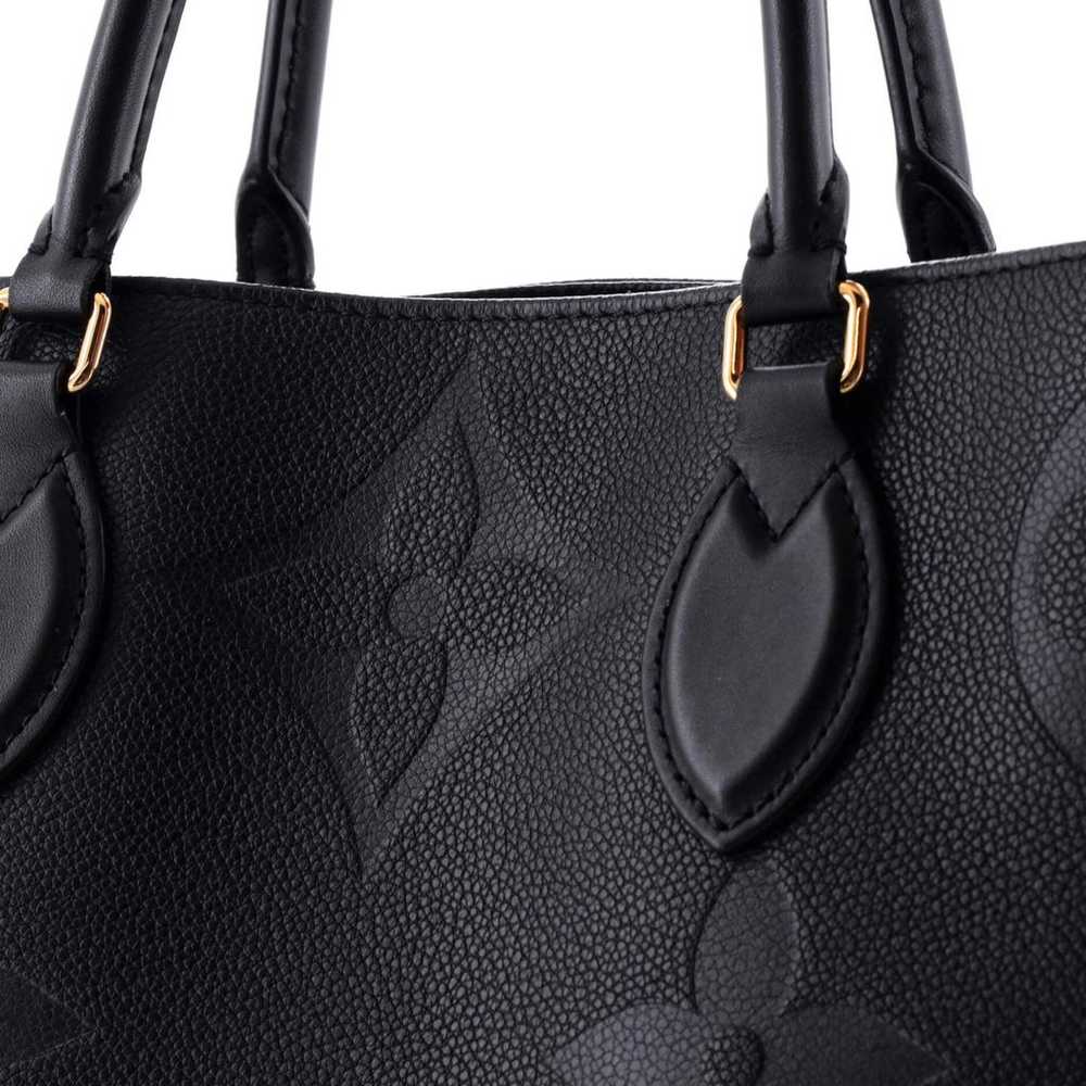 Louis Vuitton Leather tote - image 7