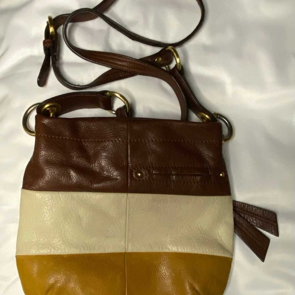 EUC B MAKOWSKY TRI COLOR CROSSBODY BAG - image 2