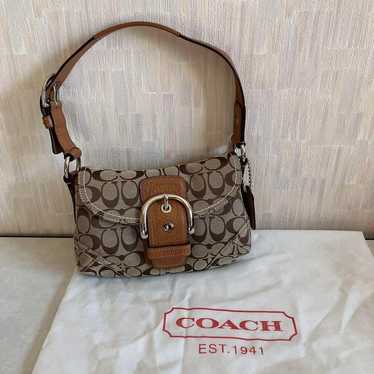 Coach Signature One Shoulder Bag - Shoulder Carry