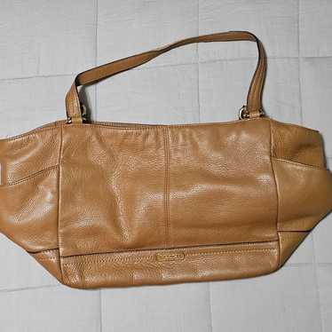 tan Coach purse