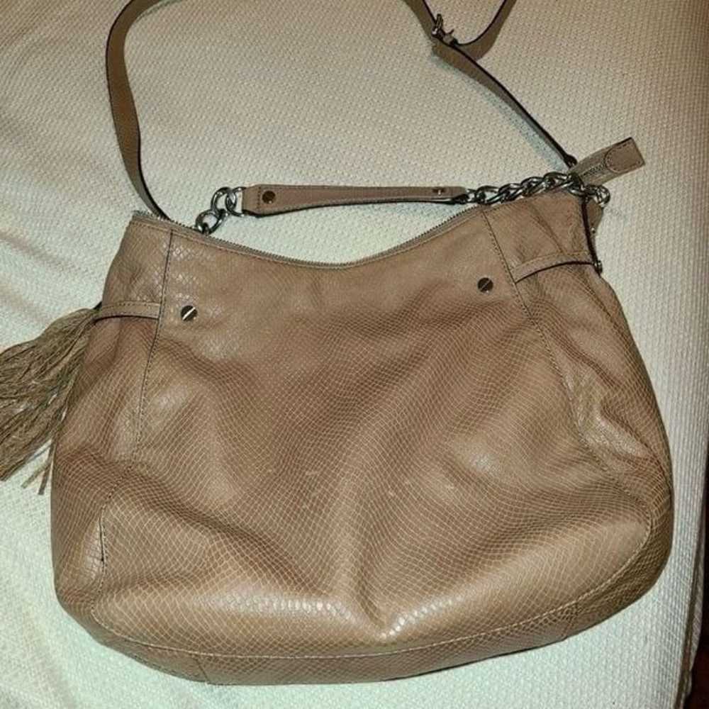 Pre-loved Michael Kors all leather shoulder Bag - image 3